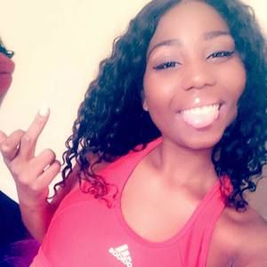 Meet your Posher, Lishayia